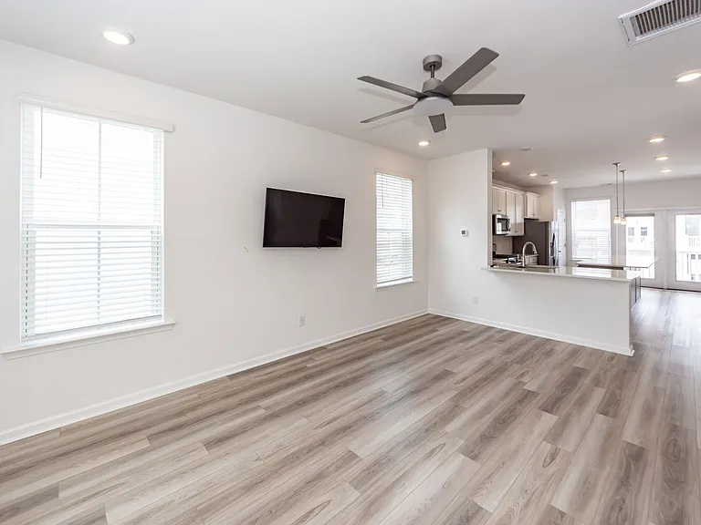 359 Herty Park Dr — Photo 22