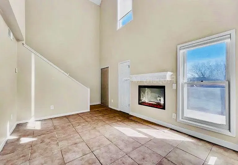 930 E Primrose St #4 — Photo 8