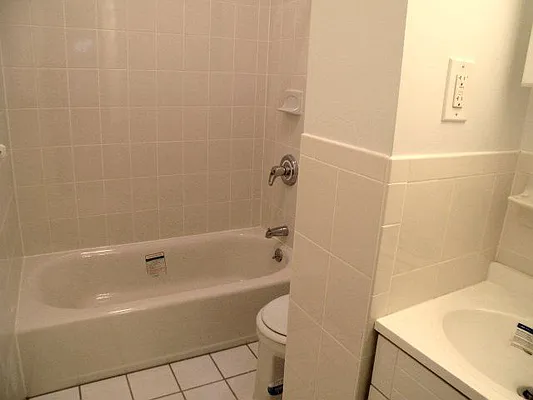 Rented by Roseann Lettieri Realty | media 14