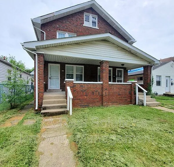 852 Fairwood Ave — Photo 1