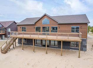 N8595 N Lake Dr, New Lisbon, WI 53950