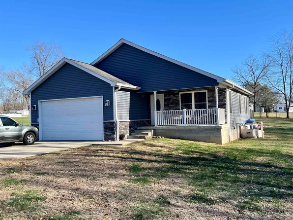 160 Stonegate Ct, Bedford, IN 47421