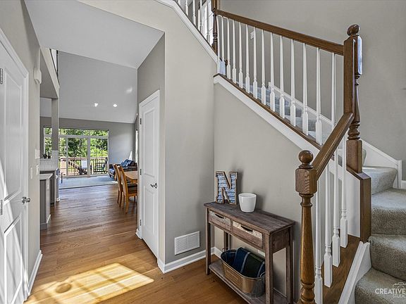 2nd image of 1207 Rockway Glen Ct