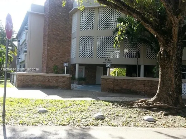 6580 Santona St #A3, Coral Gables, FL 33146