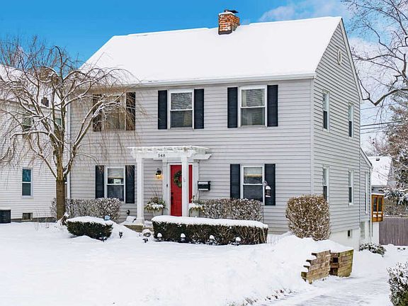 3rd image of 548 Eastmoor Blvd