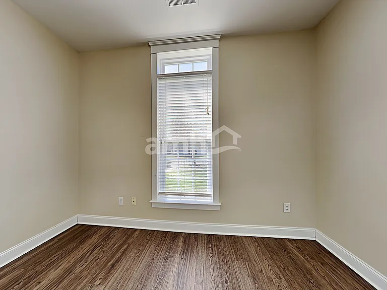13640 Swinton Rd — Photo 17