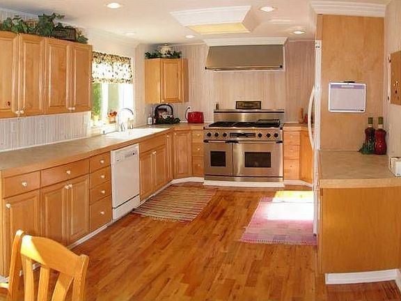 5th image of 8311 NE 38th Ct