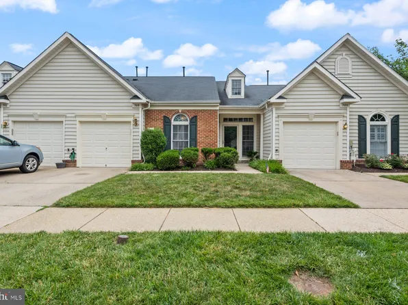 308 Colony Point Pl, Edgewater, MD 21037