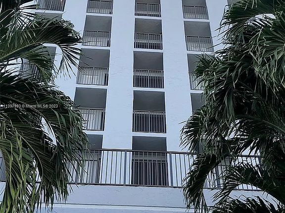 2nd image of 899 West Ave APT 8F