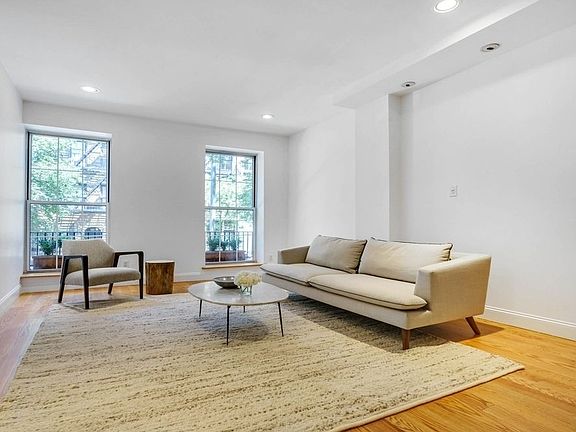 3rd image of 222 E 5th St APT 4