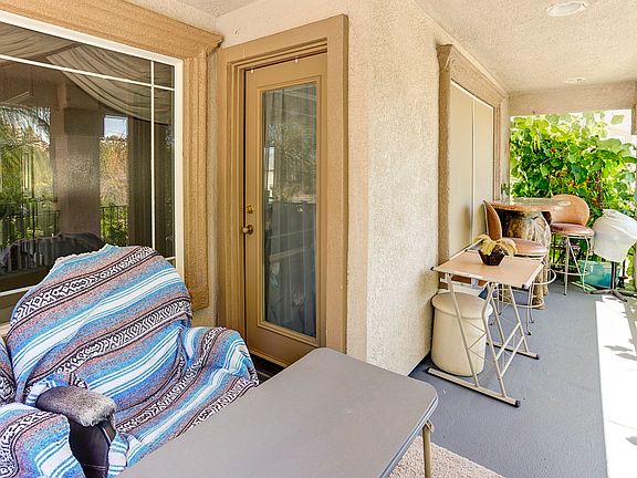 2nd image of 30 Sunstone Cir