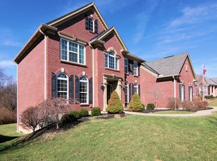 2267 Pointe Pl, Cincinnati, OH 45244