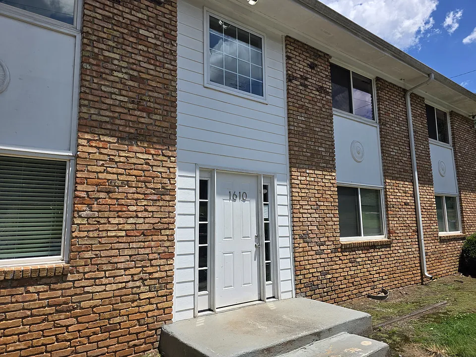 1610 Line St #3