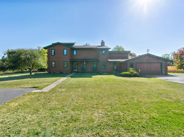 10N800 Muirhead Rd, Elgin, IL 60124