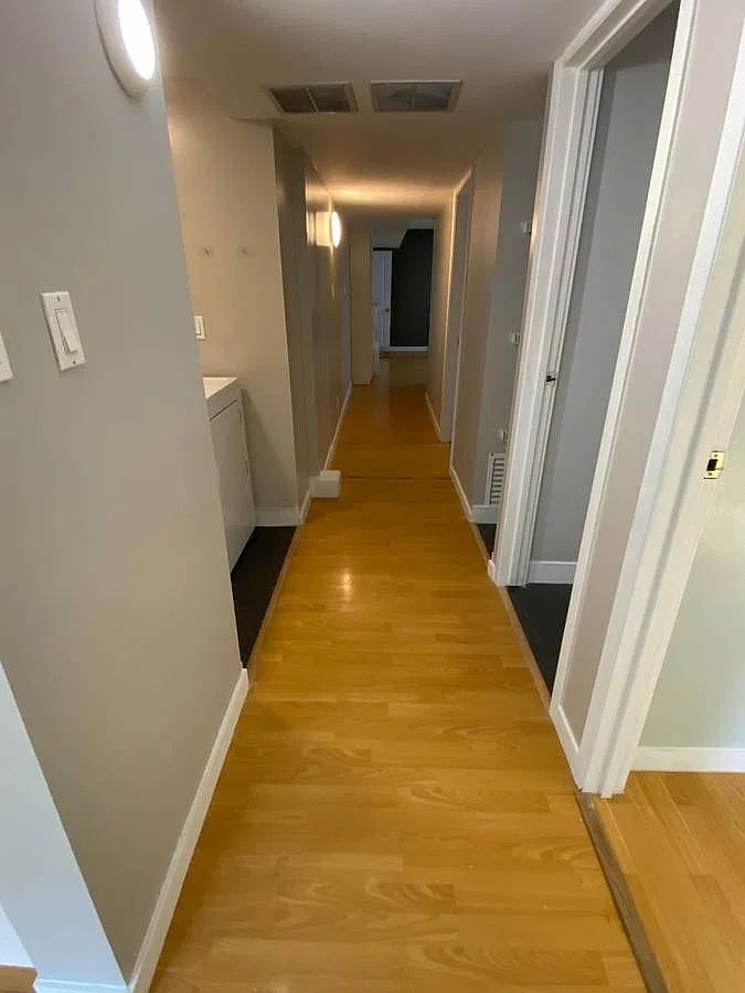 2 bed, 1000 sqft, $1,750 — Photo 2