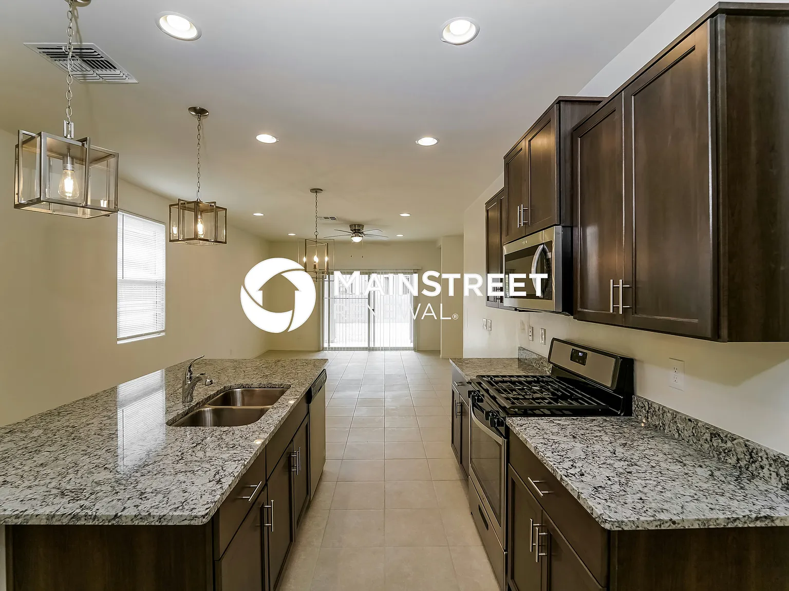 10707 W Dickerson Dr — Photo 4