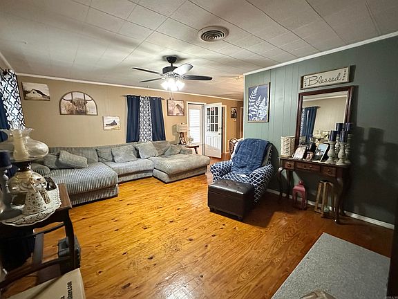 2nd image of 408 Blackwell