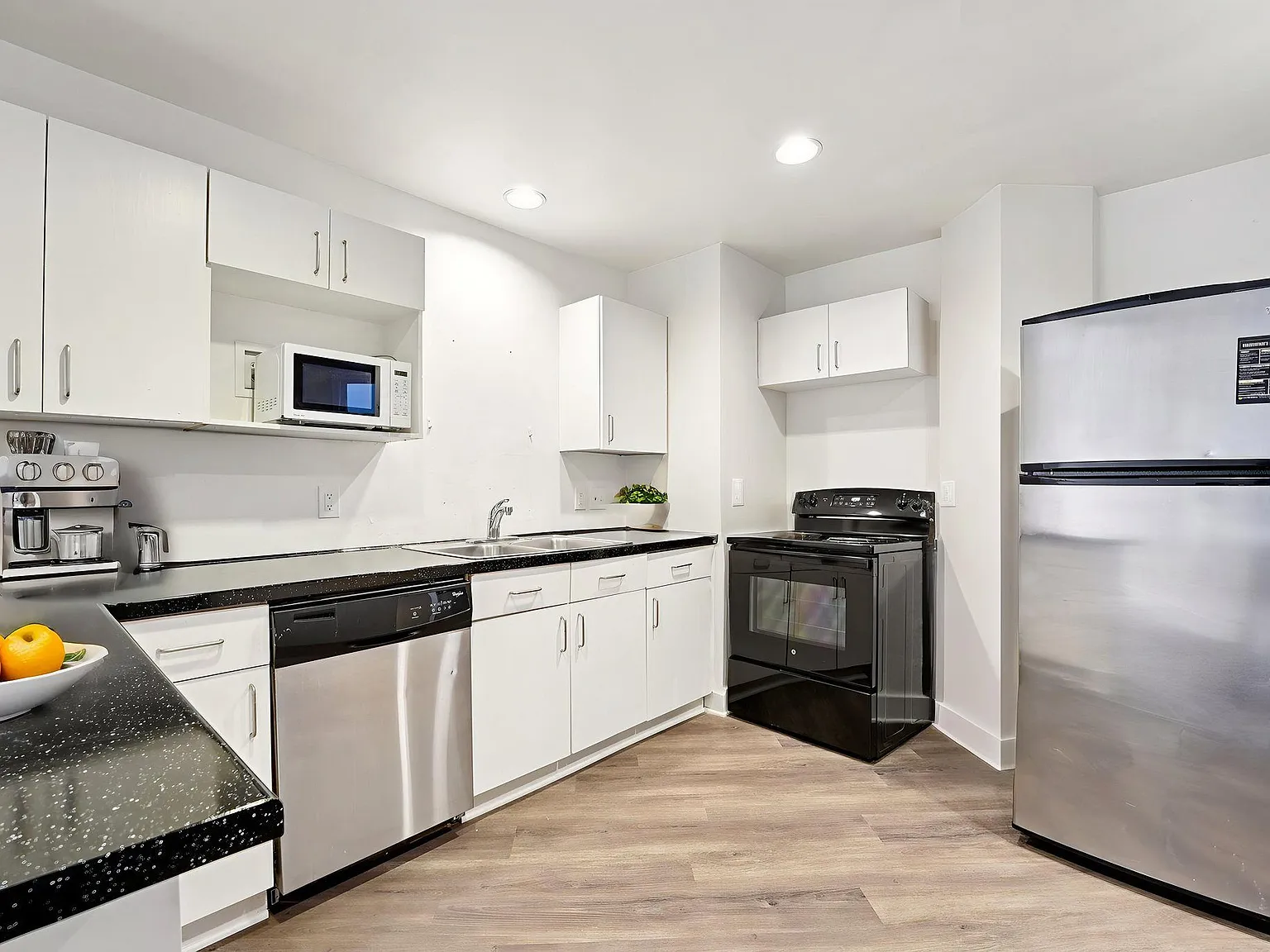 Chamber Lofts — Photo 3