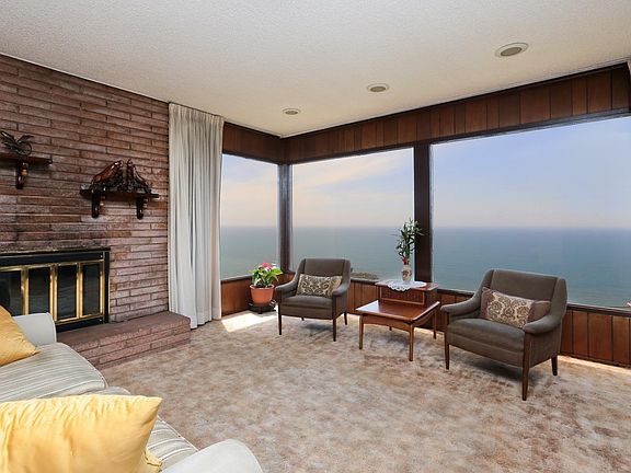 2nd image of 47 Seaview Dr