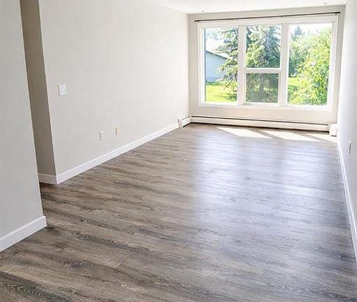 2nd image of 101 N Big Hill Way SE #206