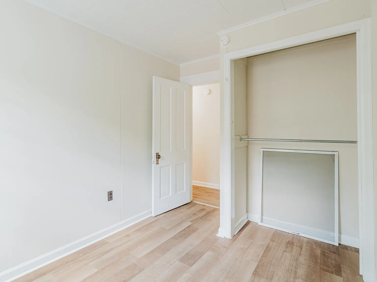 1 bed, 1.0 bath, 414 sqft, $850 — Photo 3