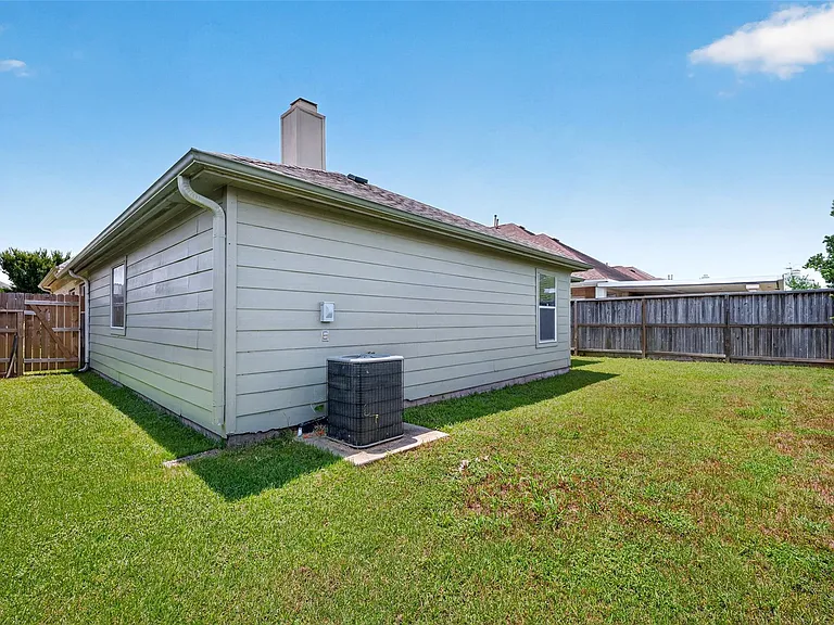 9241 Clearwood Landing Blvd — Photo 44