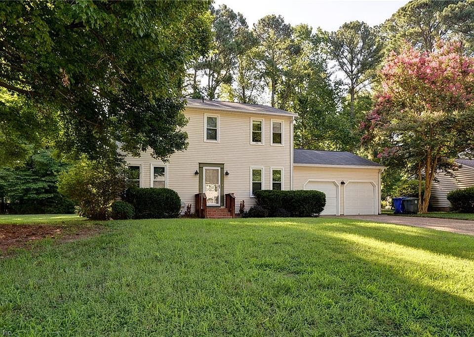 1st image of 26 Graham Dr