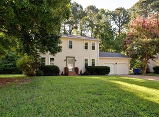 26 Graham Dr, Newport News, VA 23606