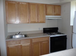 23-11 37th St #1R, Astoria, NY 11105