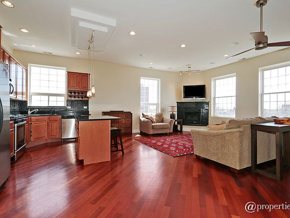 Kitchen/Living Room