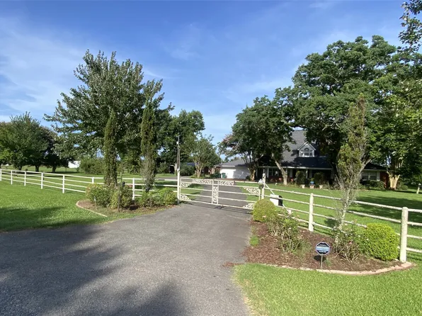 469 Blount Rd, Coushatta, LA 71019