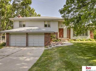 11689 Capitol Ave, Omaha, NE 68154