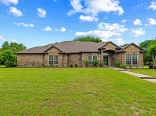 231 Ash Dr, Waxahachie, TX 75165