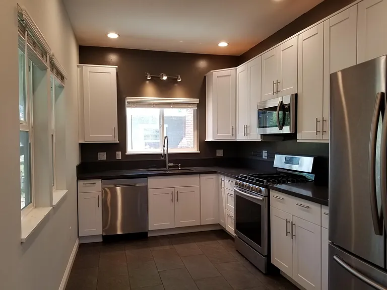 208 S Encinitas Ave — Photo 6