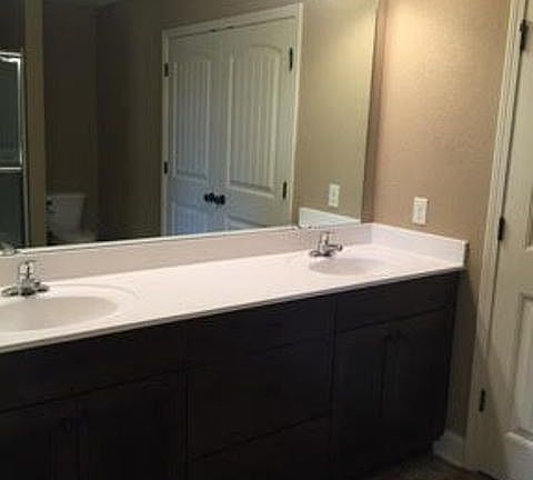 3rd image of 9416 N Amoret Ave