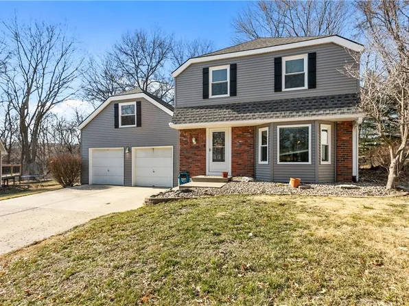 9612 N Charlotte St, Kansas City, MO 64155