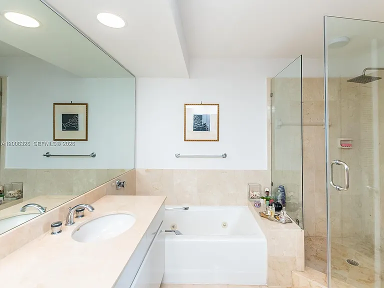 888 Brickell Key Dr #2112 — Photo 10