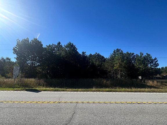 3rd image of 153 Highway 11