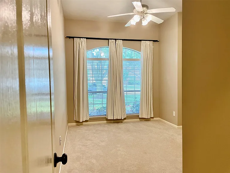 608 Biscayne Bend Ln — Photo 17