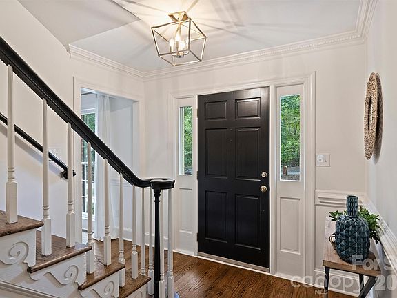 3rd image of 9809 Providence Forest Ln