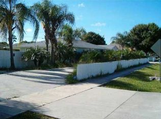 1625 20th Ave SW, Vero Beach, FL 32962