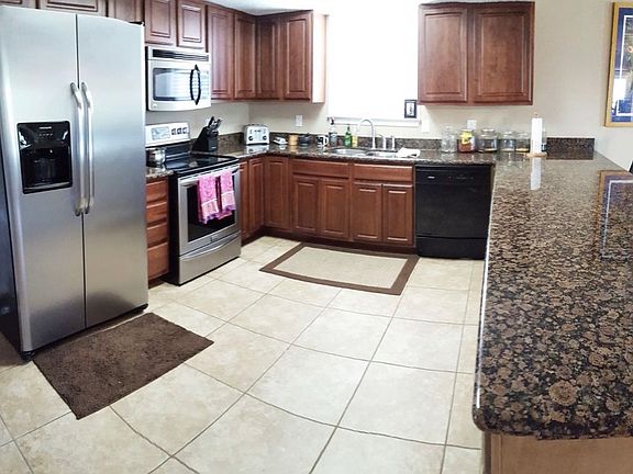 2nd image of 4411 San Remo St
