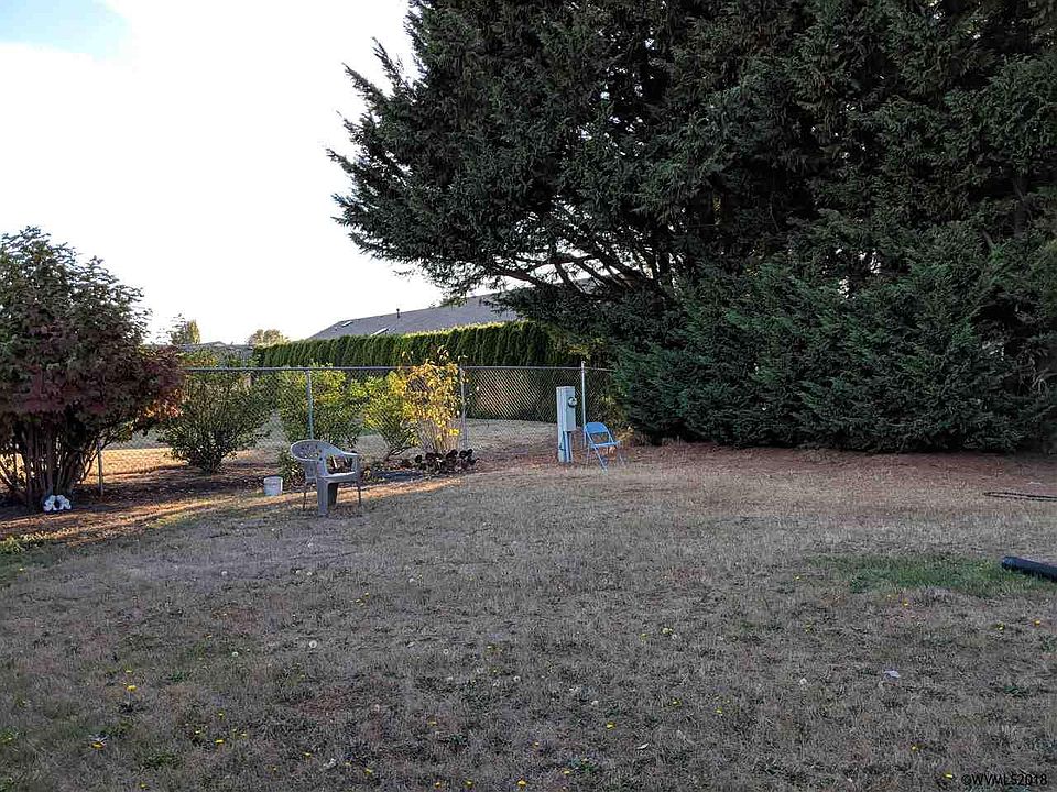 2nd image of 4410 Angie Marie Way NE