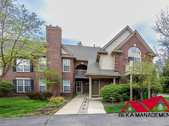 3rd image of 28443 Carlton Way Dr