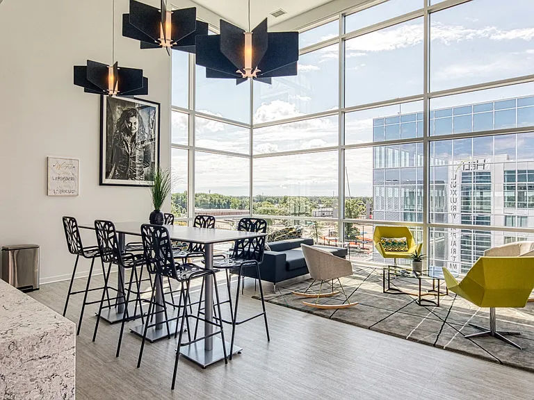 Oversized windows for beautiful views in the Sky Lounge