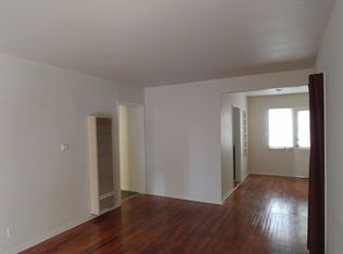 412 E Freeland St, Long Beach, CA 90807