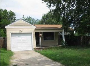 1644 S Faulders Ln, Wichita, KS 67218