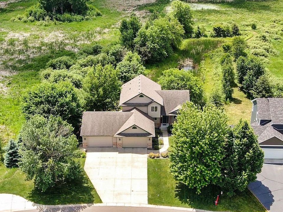 1st image of 890 160th Ln NW