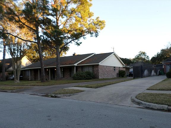 3rd image of 5023 Glenmeadow Dr