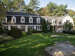 4 Porters Cove Rd, Hingham, MA 02043